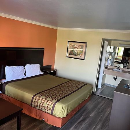 Rivera Inn & Suites Motel Pico Rivera Exterior foto