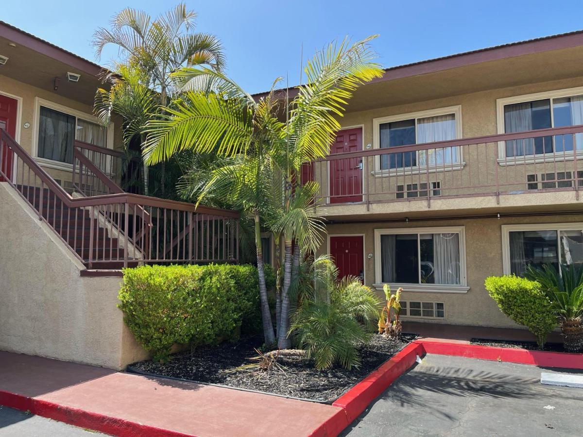 Rivera Inn & Suites Motel Pico Rivera Exterior foto