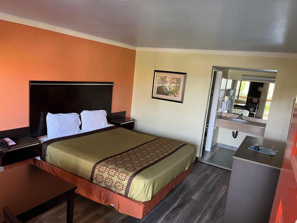 Rivera Inn & Suites Motel Pico Rivera Exterior foto